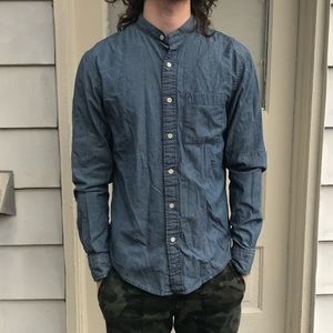 Arizona Jeans Lightweight Denim Button Down Shirt